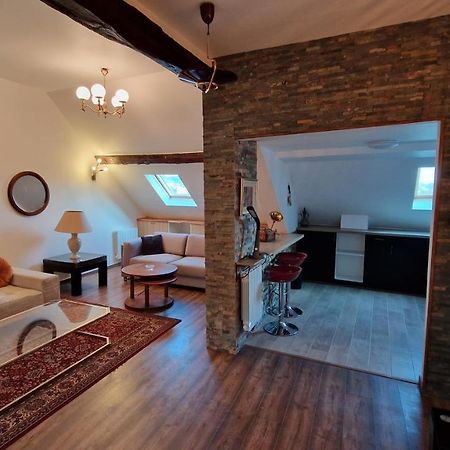 Ferienwohnung La Cigogne Château-Thierry Exterior foto